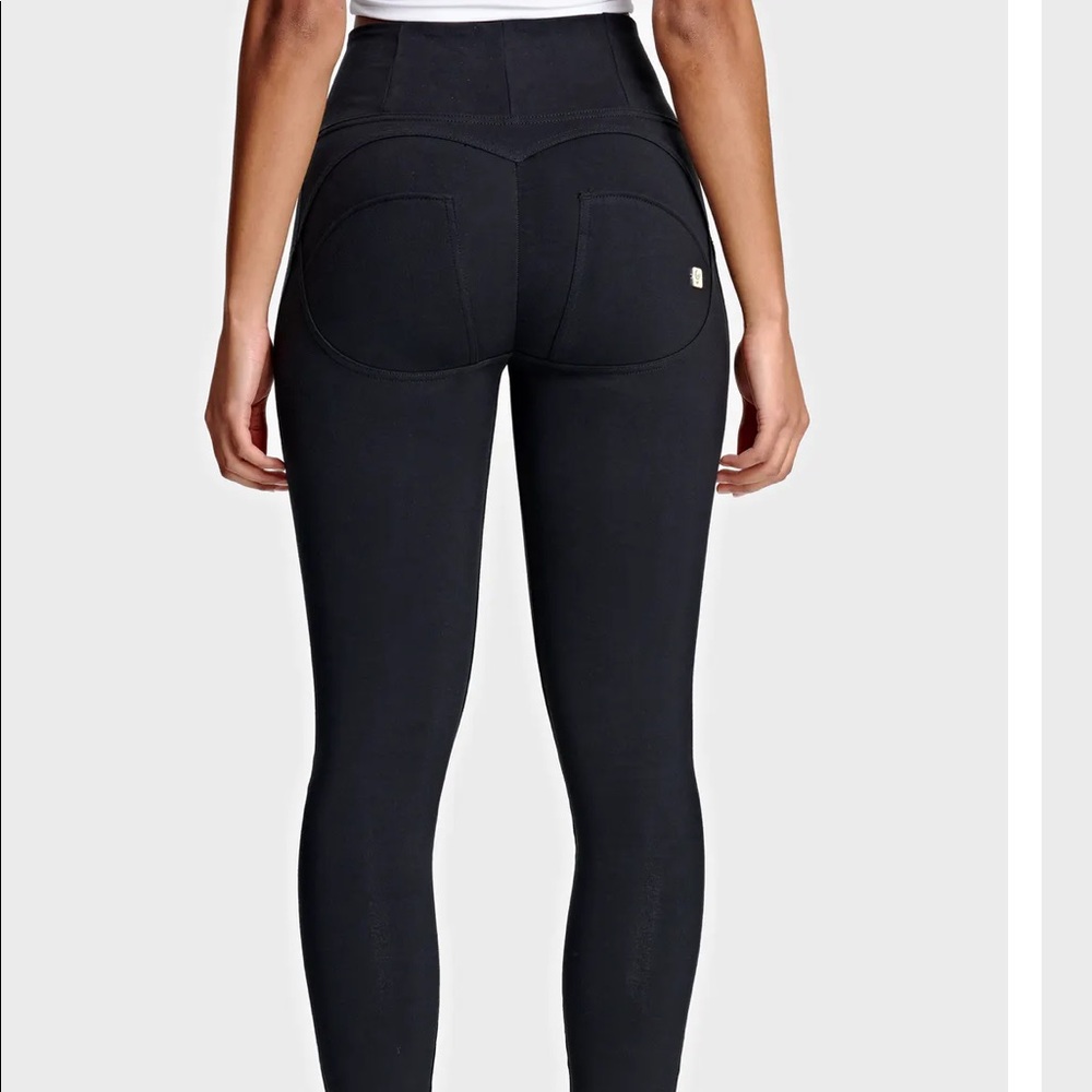Freddy black pants
